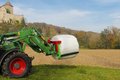 Transport einer Silo-Rundballe | © Agrar Landtechnik AG / Agrar