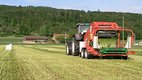 Gepresste Siloballe bereit zum Wickeln | © Hp.Hug